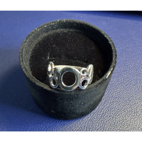 Vintage Sterling Silver Ring Open Circles GR Mark Size 8 Artisan Band 925 - Picture 3 of 16